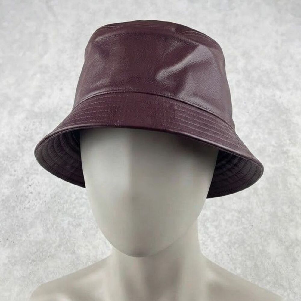 Stand Studio Vida Bucket Hat Womens Small Burgundy Faux Leather Grain Hat NEW!